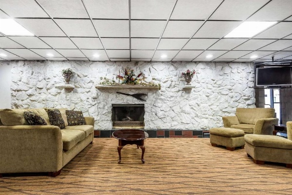 Quality Inn & Suites Binghamton Vestal image 12