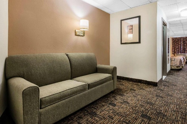 Quality Inn & Suites Binghamton Vestal image 24